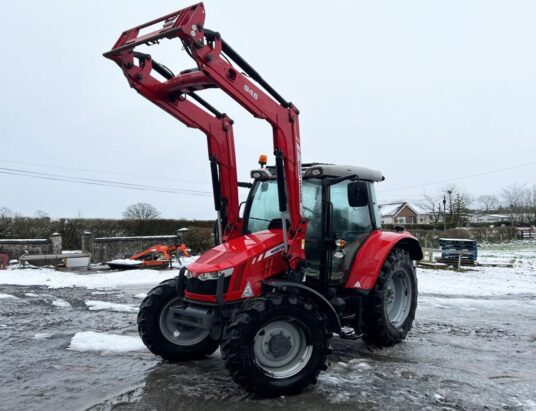 Cootehill Mart MF5610 Tractor
