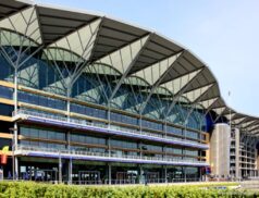 Ascot antiques