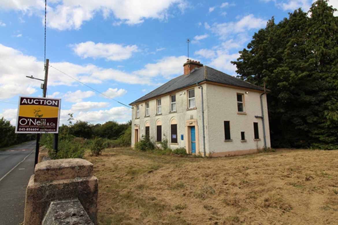 O Neil Former Garda Station Ballitore 0510