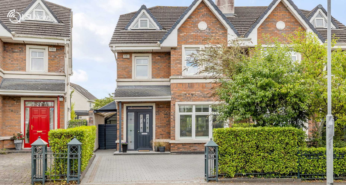 The Gem of Lucan: Laraghcon’s Most Desirable Residence Awaits You!